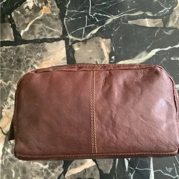 Don’t Buy on Hold Voyager Dark Brown Buffalo Leather Toiletry jack George’s